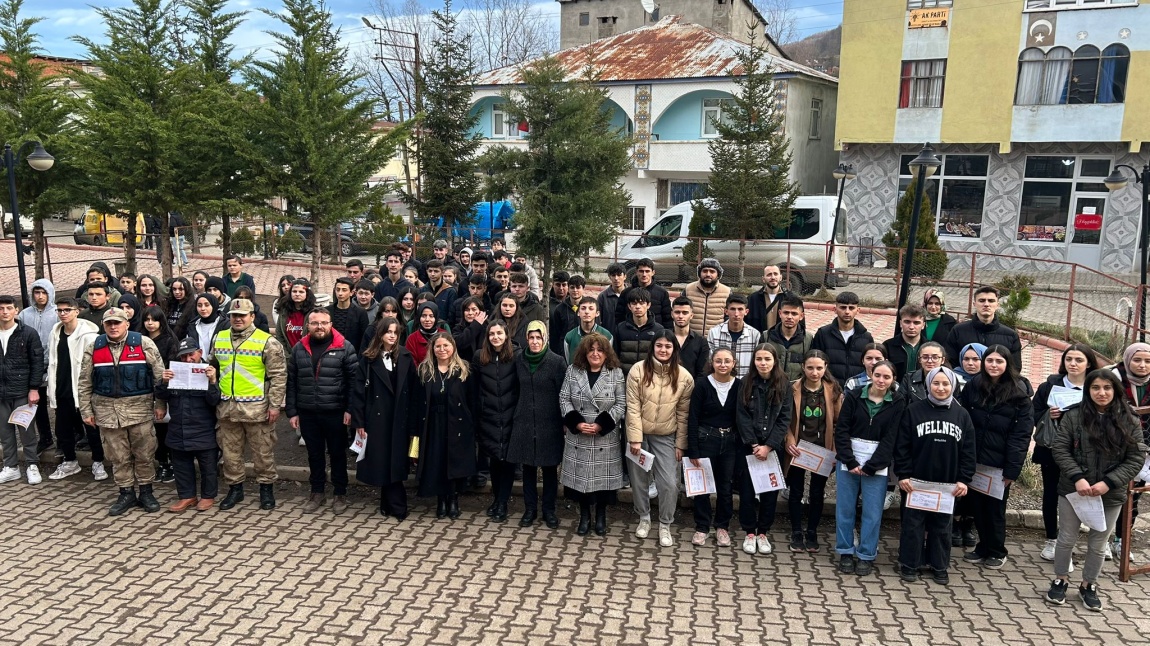 Akkuş Akpınar Çok Programlı Anadolu Lisesi Fotoğrafı